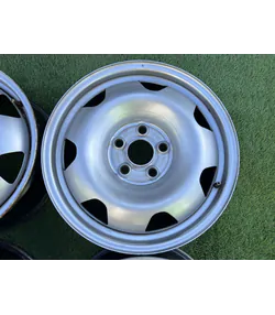 5x120 17" Volkswagen Caravelle gyári lemezfelni 7Jx17h2 ET55 4
