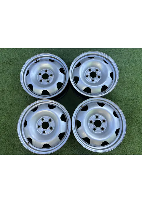 5x120 17" Volkswagen Caravelle gyári lemezfelni 7Jx17h2 ET55
