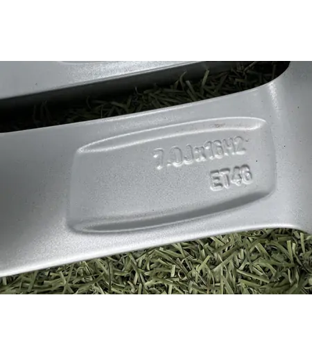 5x100 16" Volkswagen gyári alufelni 7Jx16h2 ET46 - Mobil Gumis 8